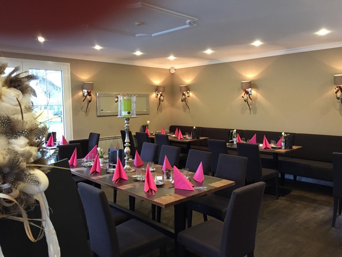 Landcafe Mit Mini Hotel Burgdorf Exteriör bild