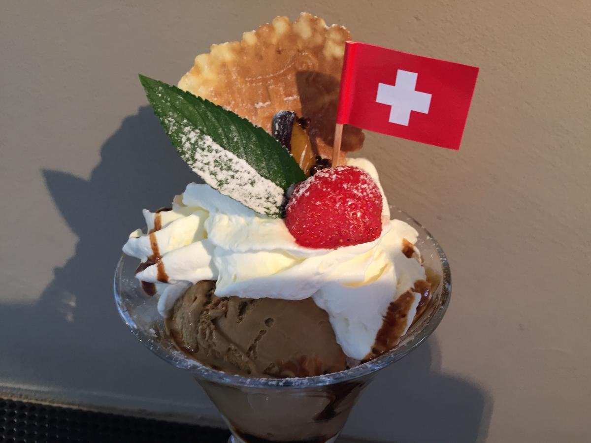 Landcafe Mit Mini Hotel Burgdorf Exteriör bild
